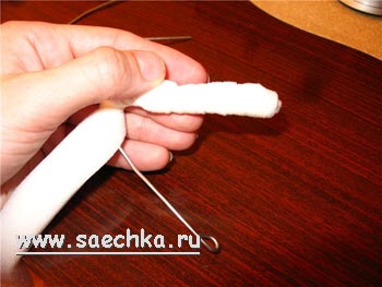 Из варежки