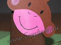 Обезьяна из пластикового стакана